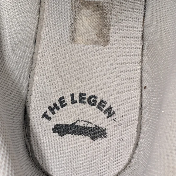 Puma Men's Legacy Drift Cat Decima Size 11.5 Shoe, Fits More Like Size 11 - Picture 3 of 7